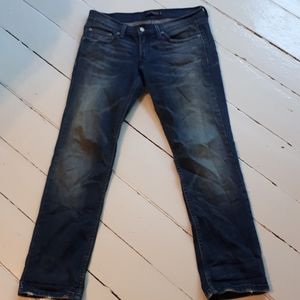 Levis size 7